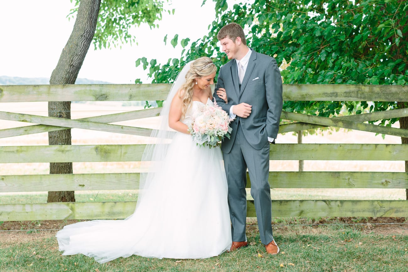 Walker's Overlook Wedding by Lauren Myers Photography