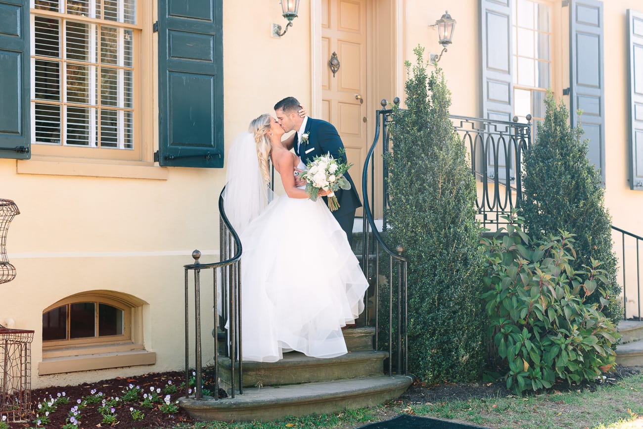 Romantic Belmont Manor Wedding by Lauren Myers Photography